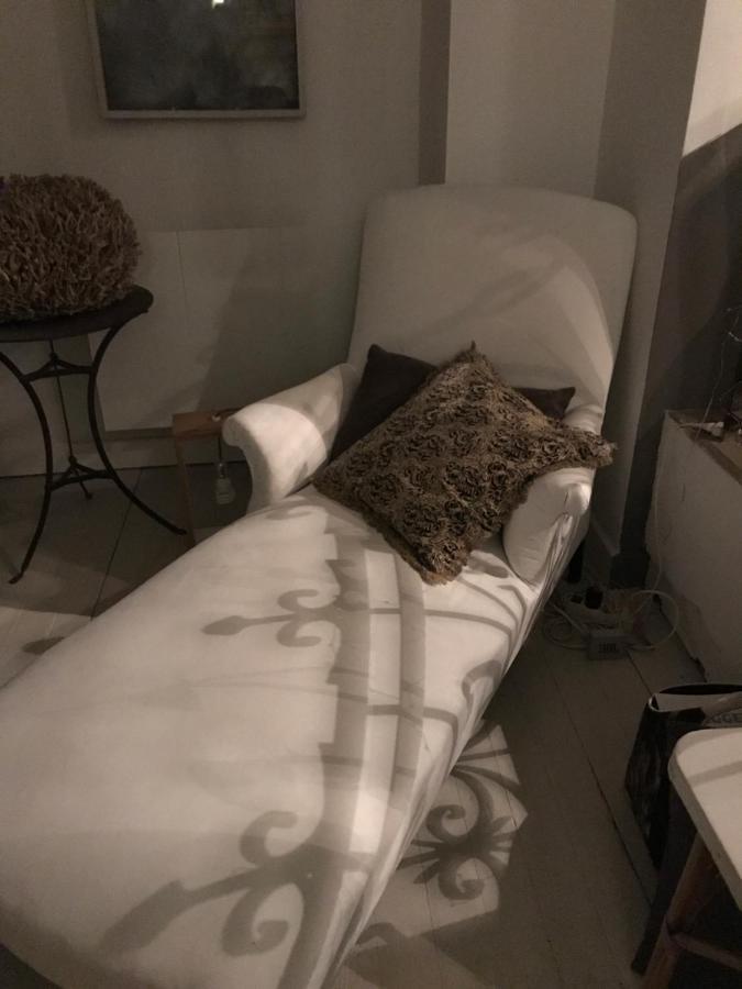 La Maison Sur La Place Penne-dʼAgenais Εξωτερικό φωτογραφία