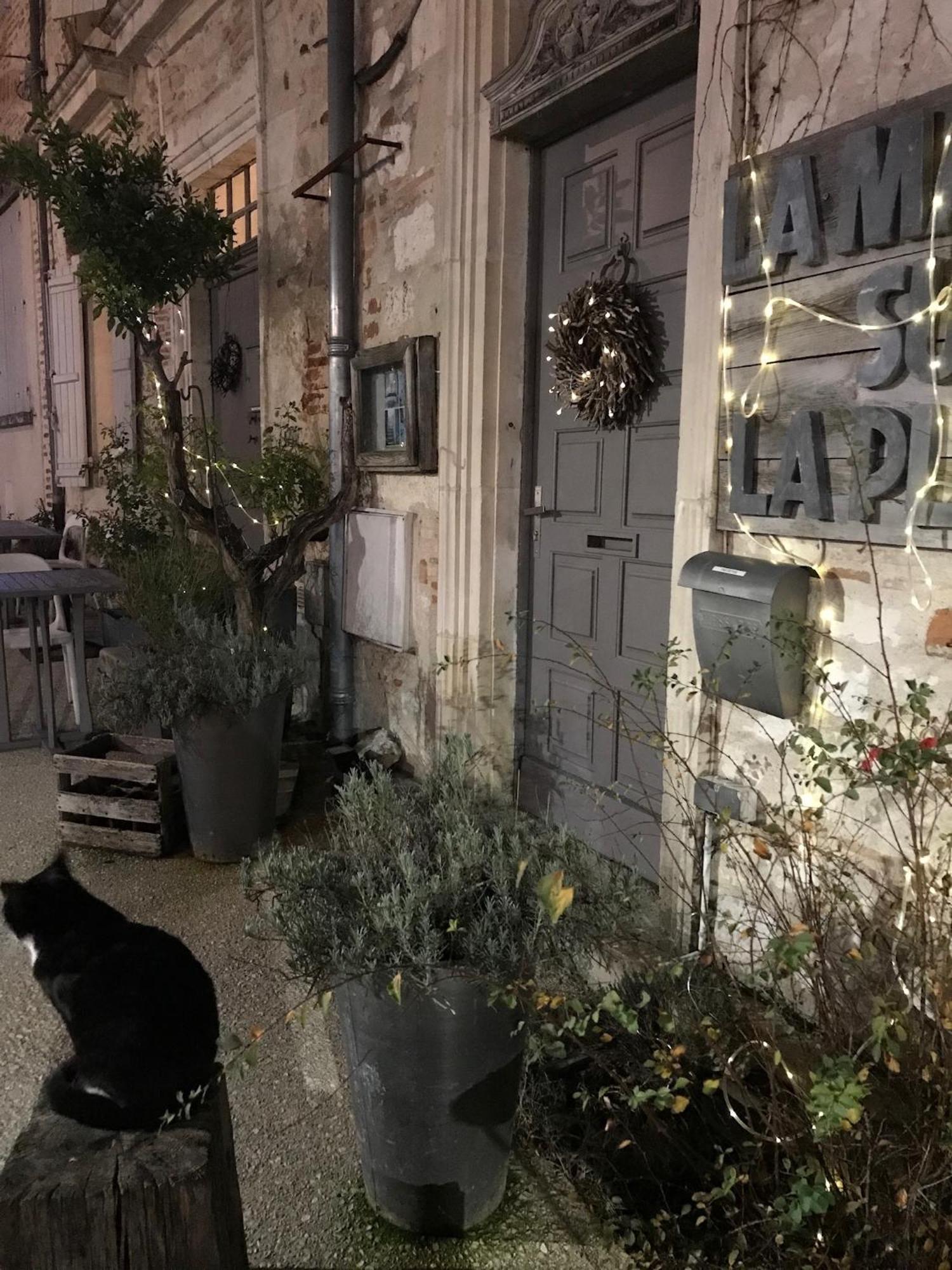 La Maison Sur La Place Penne-dʼAgenais Δωμάτιο φωτογραφία