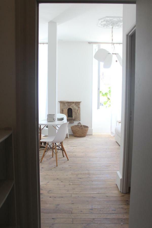 La Maison Sur La Place Penne-dʼAgenais Εξωτερικό φωτογραφία